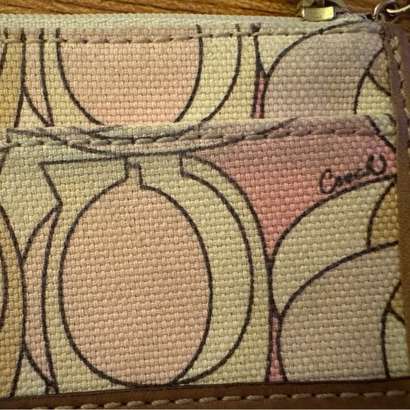 Coach Y2K Pink Optic Print Canvas And Leather Small Keychain Wallet With Zipper - Picture 5 of 10